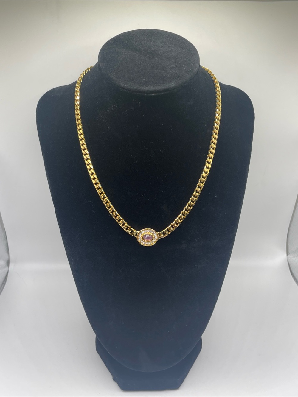 Vintage MONET Thick Gold Tone Chain with Purple Pendant Necklace